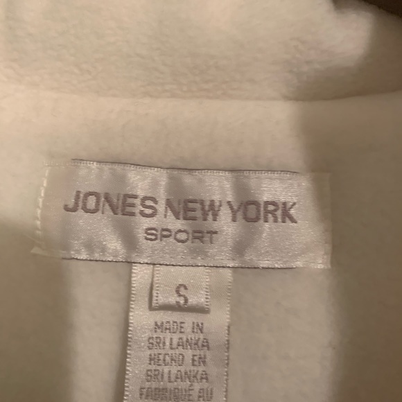 Jacket - Picture 2 of 8